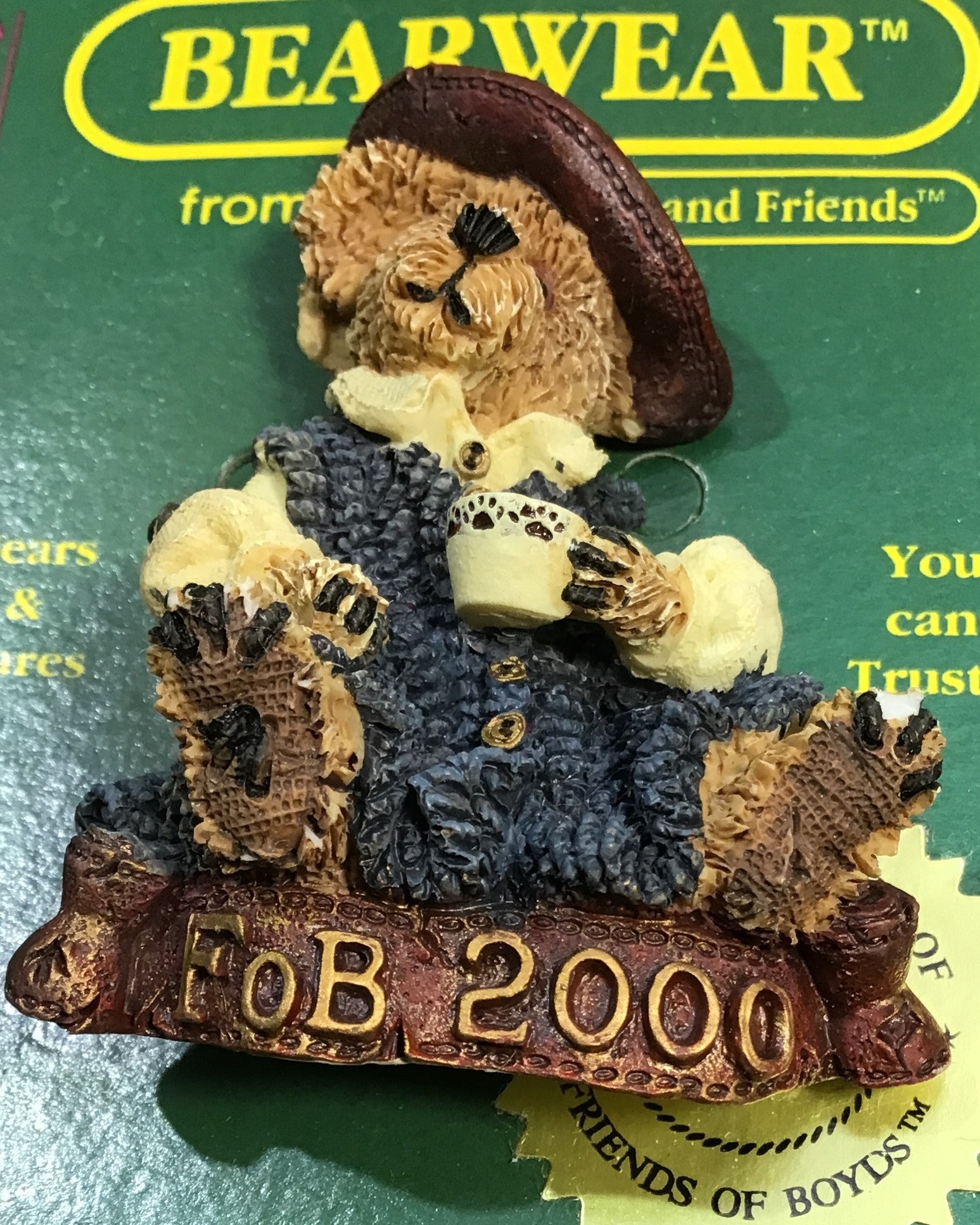 Boyds Bearwear Collectible Pin – FoB 2000 Event Piece #02000-11 – Vintage Bear Accessory (New in Package)