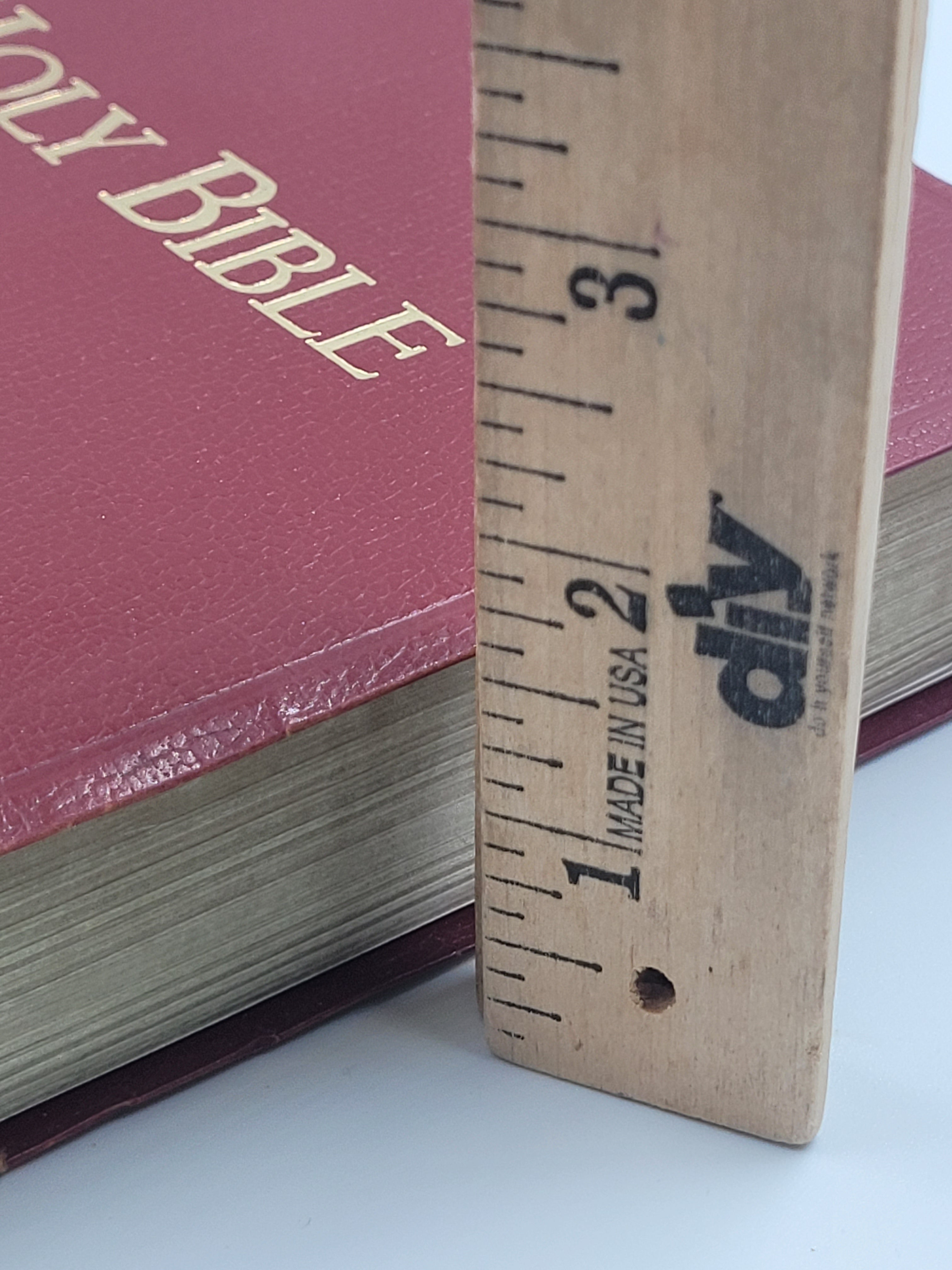 KJV Giant Print Reference Bible – Holman 1998 Burgundy – Vintage Edition