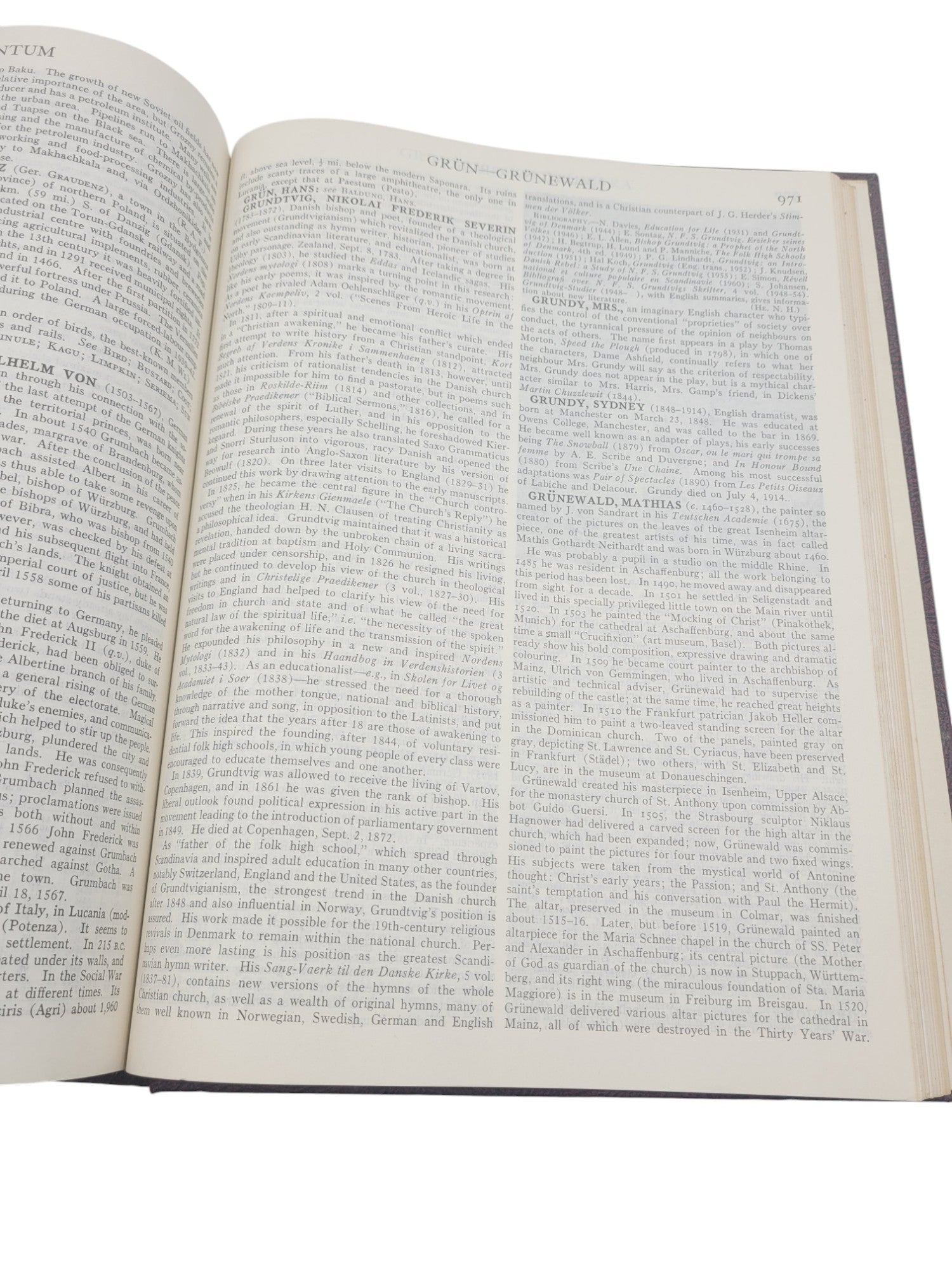 Encyclopaedia (Encyclopedia) Britannica Volume 10 (1967) – Garrison to Halibut – 15th Edition