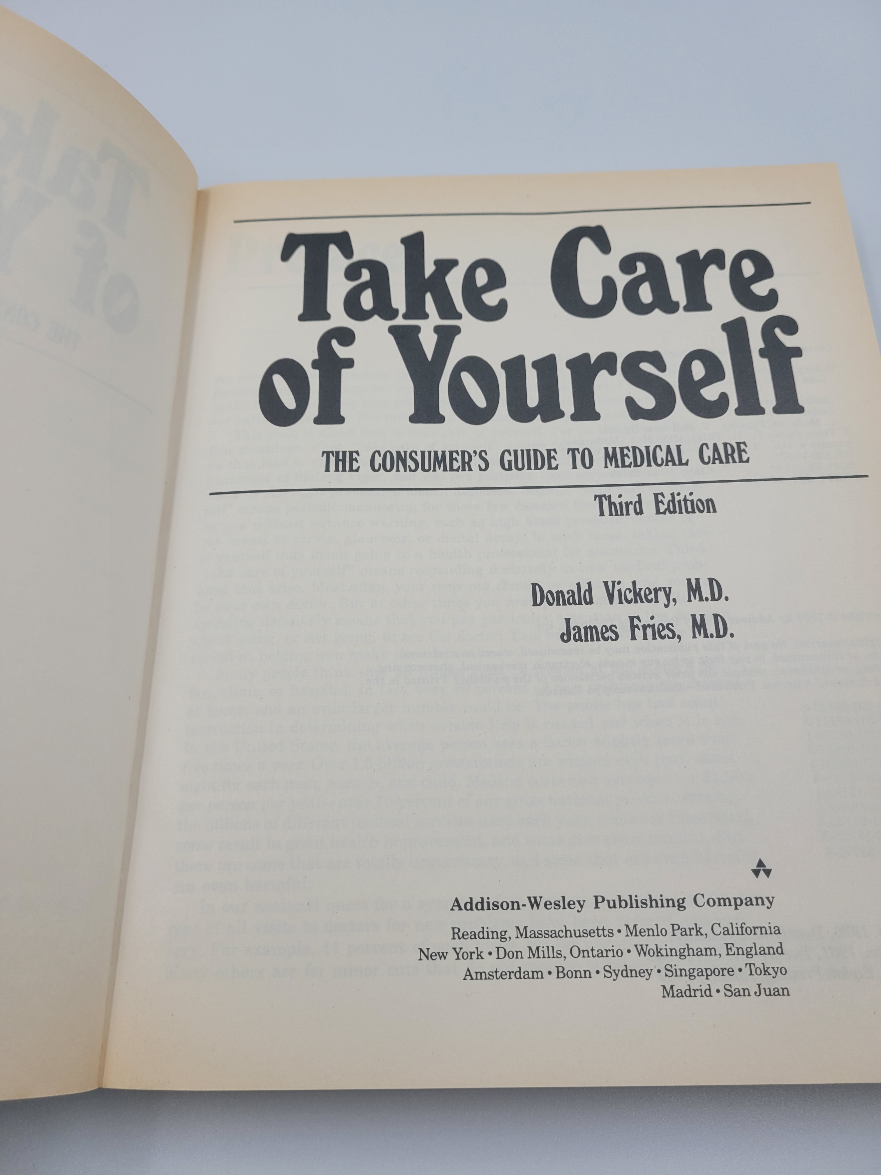 Take Care of Yourself – 3rd Edition Medical Guide by Vickery & Fries (1989)