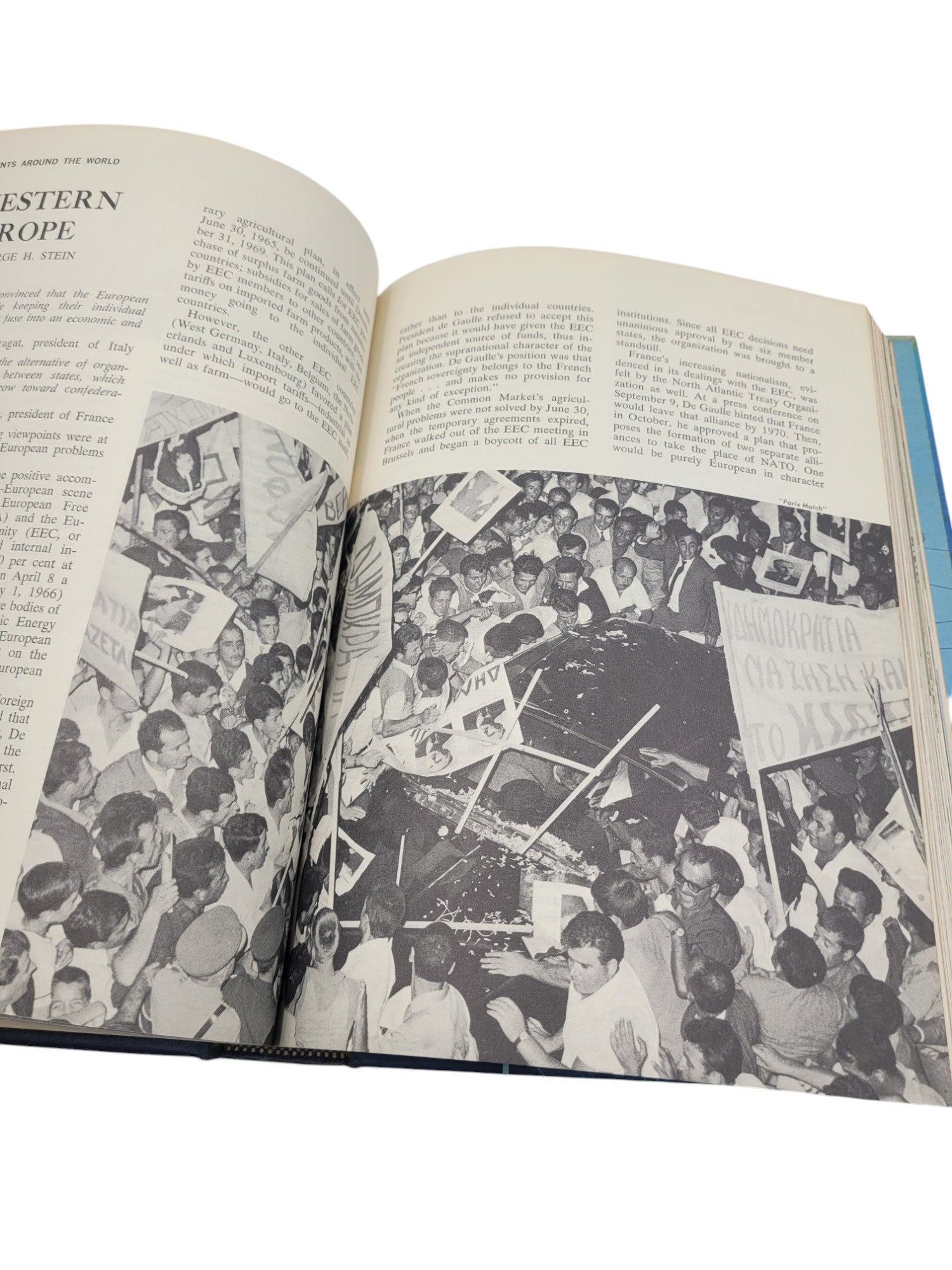 The Book of Knowledge Annual 1966 – Grolier Vintage Space Race Edition