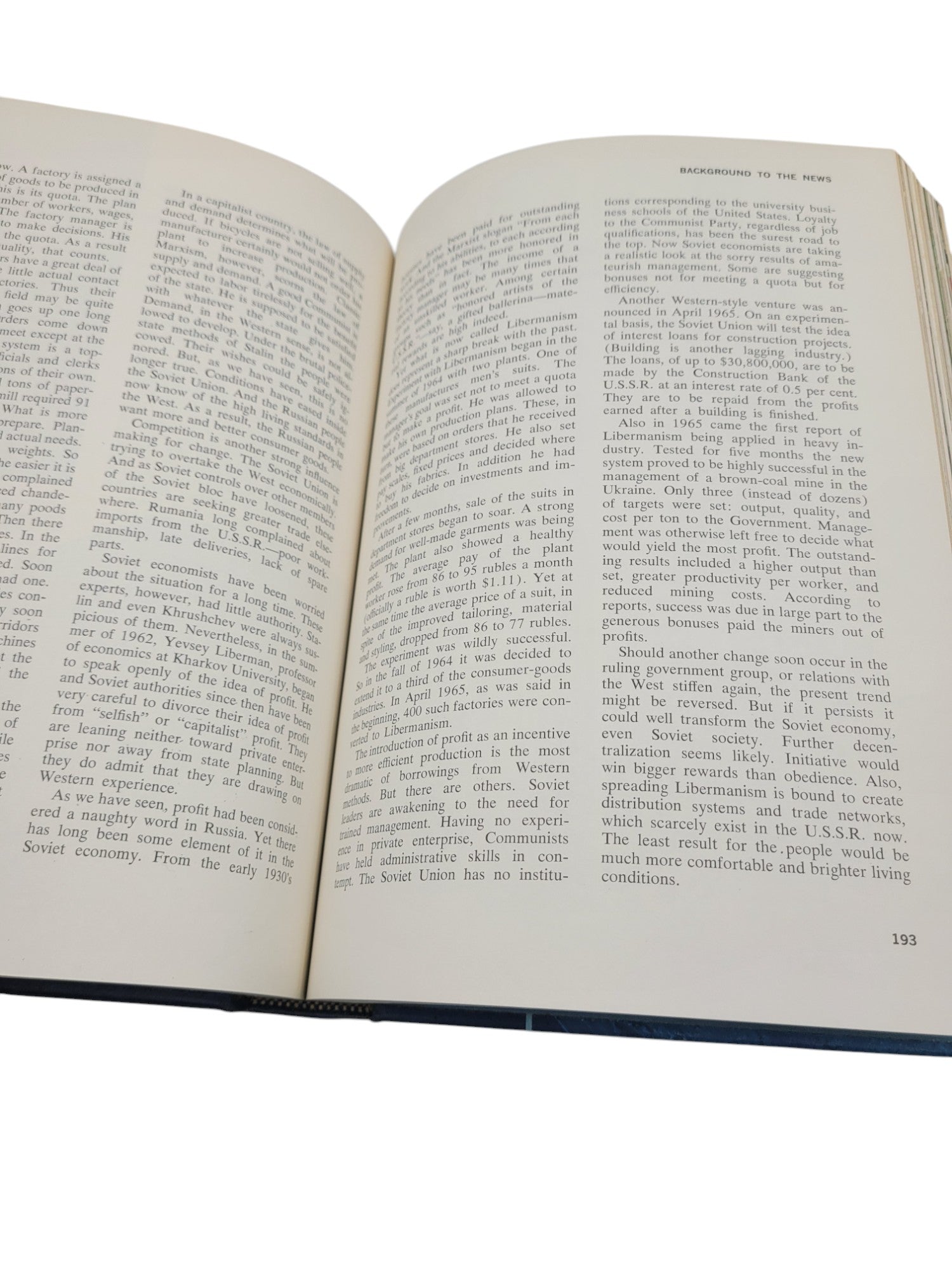 The Book of Knowledge Annual 1966 – Grolier Vintage Space Race Edition