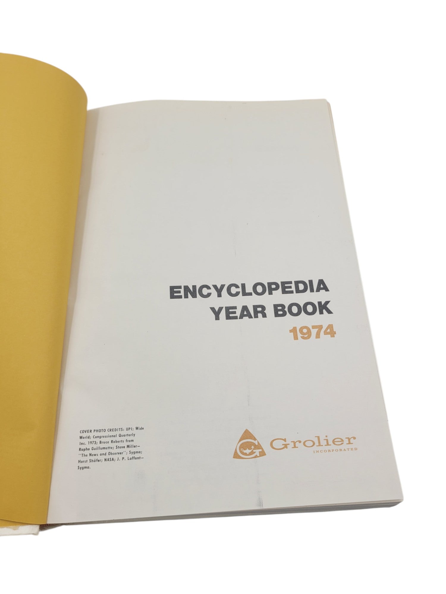 Encyclopedia Year Book 1974 by Grolier | Vintage Publishing History