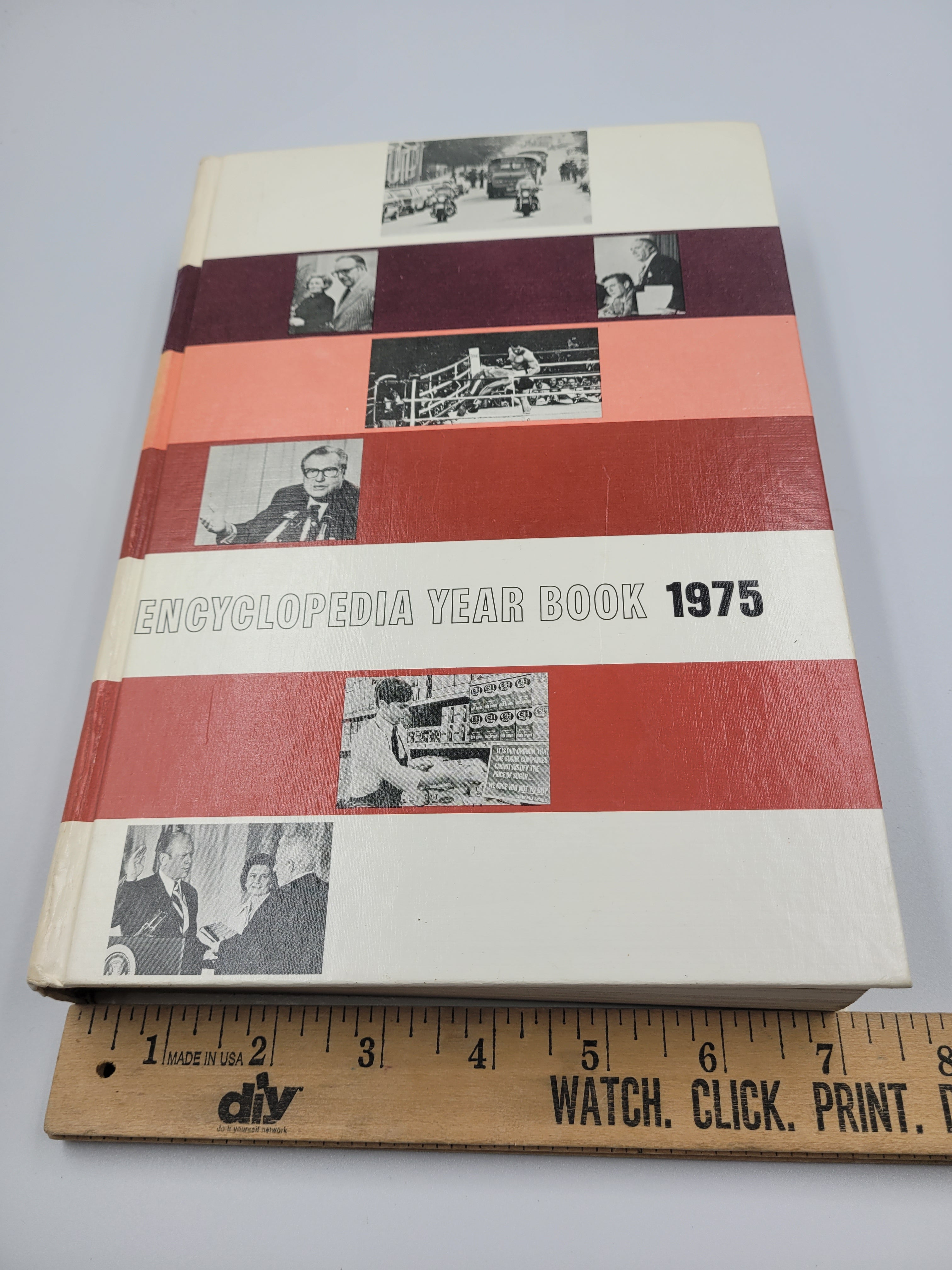 1975 Grolier Encyclopedia Year Book – Historical Events & Photography