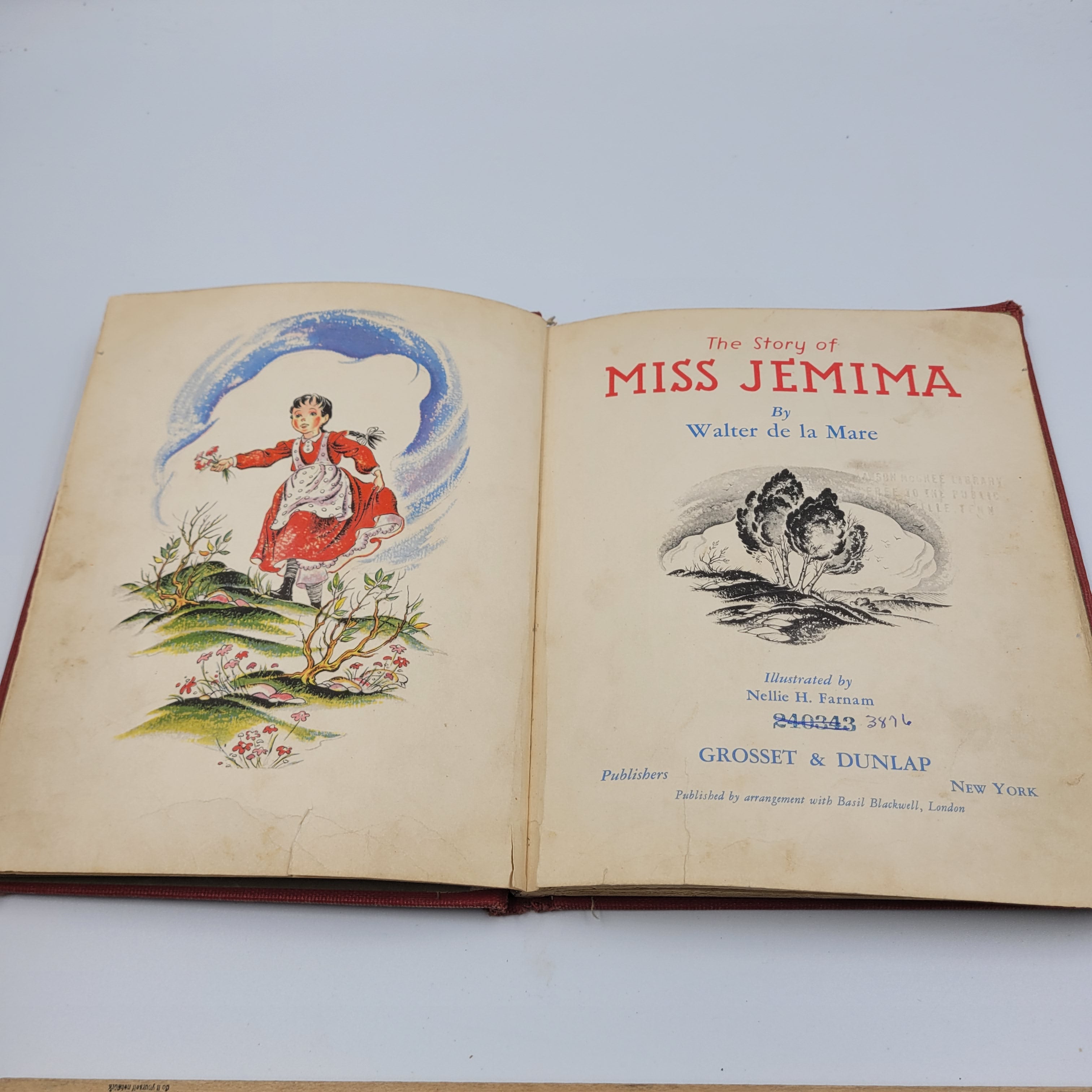The Story of Miss Jemima by Walter de la Mare (1940) – Illustrated Vintage Ex-Library Edition