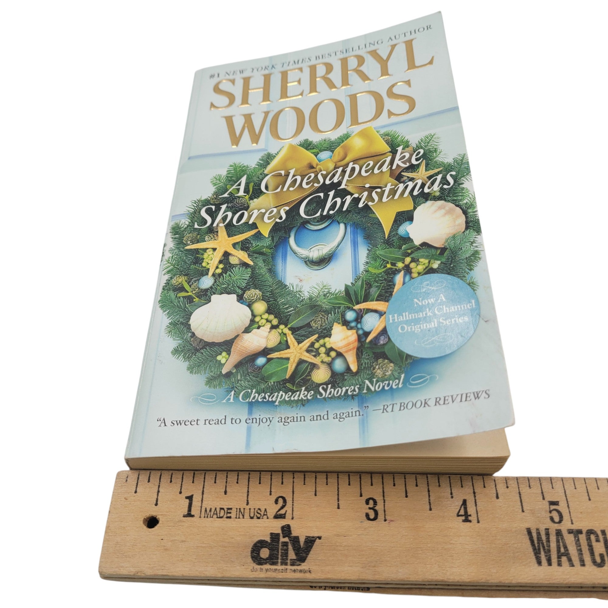 A Chesapeake Shores Christmas by Sherryl Woods (2010, MIRA Books) – Vintage Paperback, Hallmark Series Tie-In