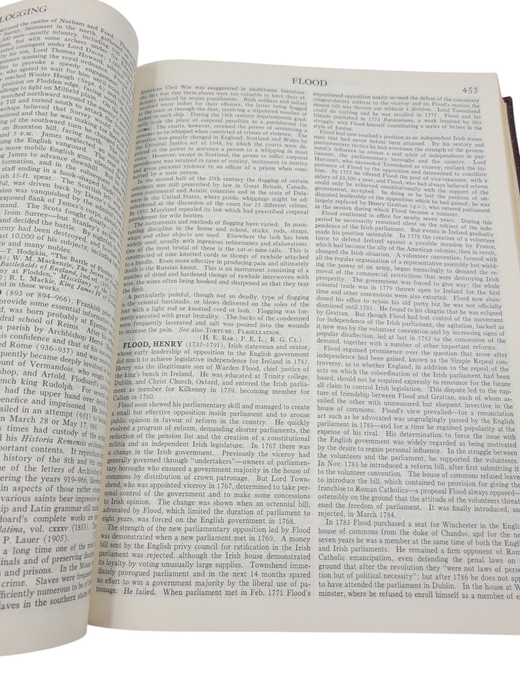 Encyclopaedia (Encyclopedia) Britannica Volume 9 (1967) – "Extradition" to "Garrick, David" | Maroon Leatherette with Gold Embossing