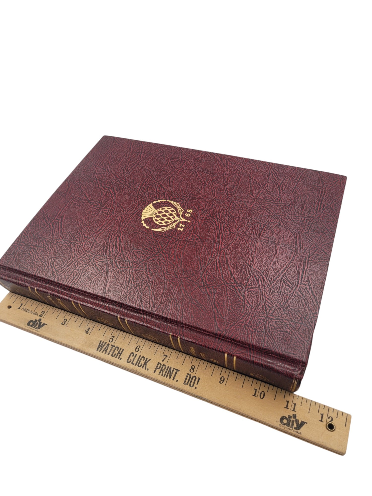 Encyclopaedia (Encyclopedia) Britannica Volume 9 (1967) – "Extradition" to "Garrick, David" | Maroon Leatherette with Gold Embossing