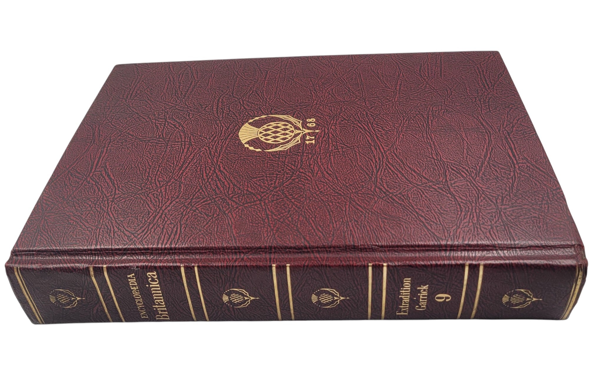 Encyclopaedia (Encyclopedia) Britannica Volume 9 (1967) – "Extradition" to "Garrick, David" | Maroon Leatherette with Gold Embossing