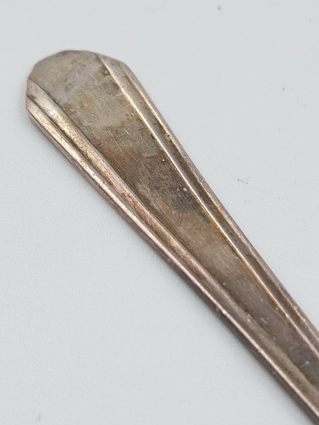 Vintage W.A. Rogers Silverplate Spoon – Fan & Diamond Pattern – Unpolished
