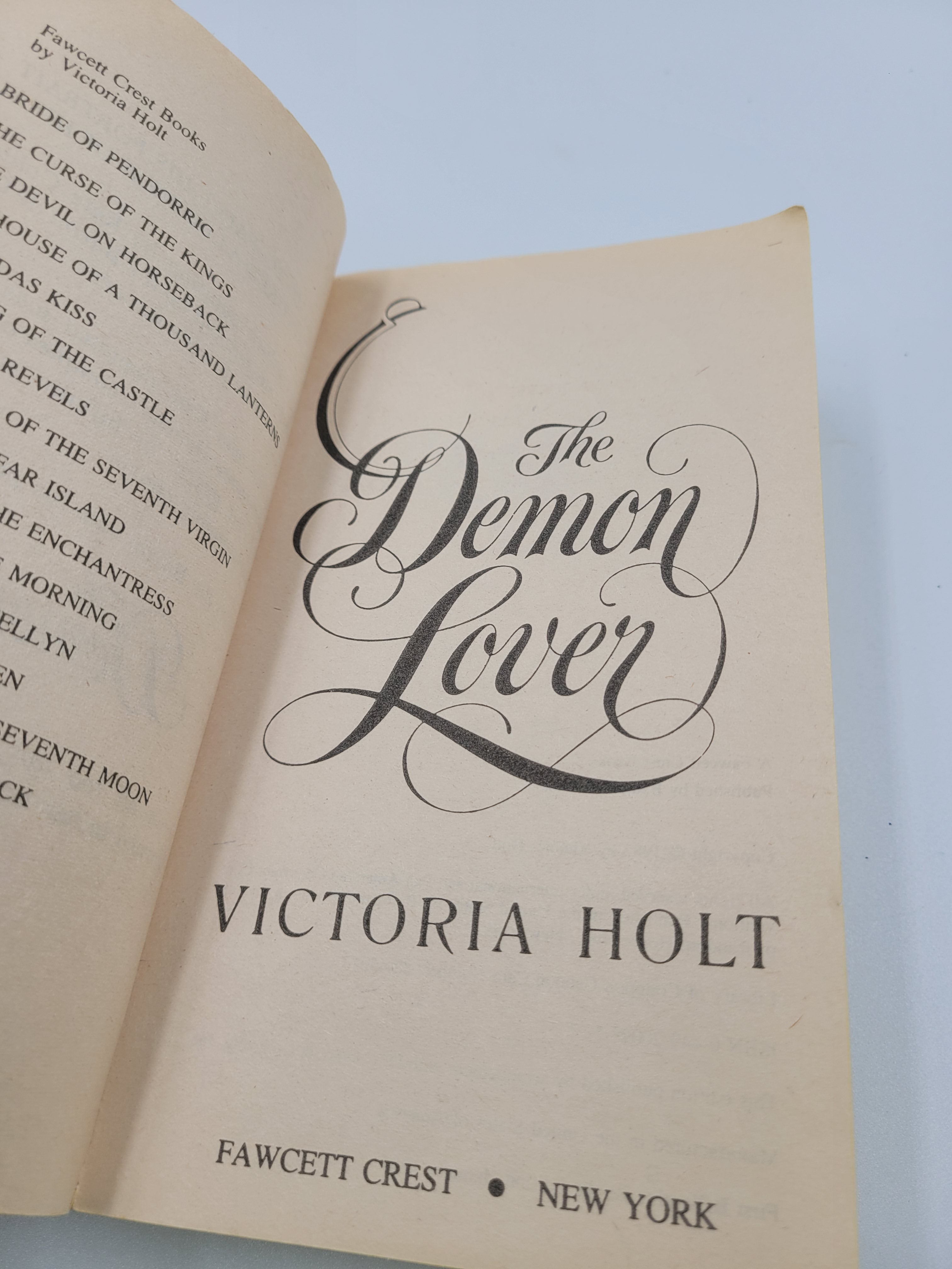 The Demon Lover by Victoria Holt – First Ballantine Edition (1984) – Gothic Romance Paperback