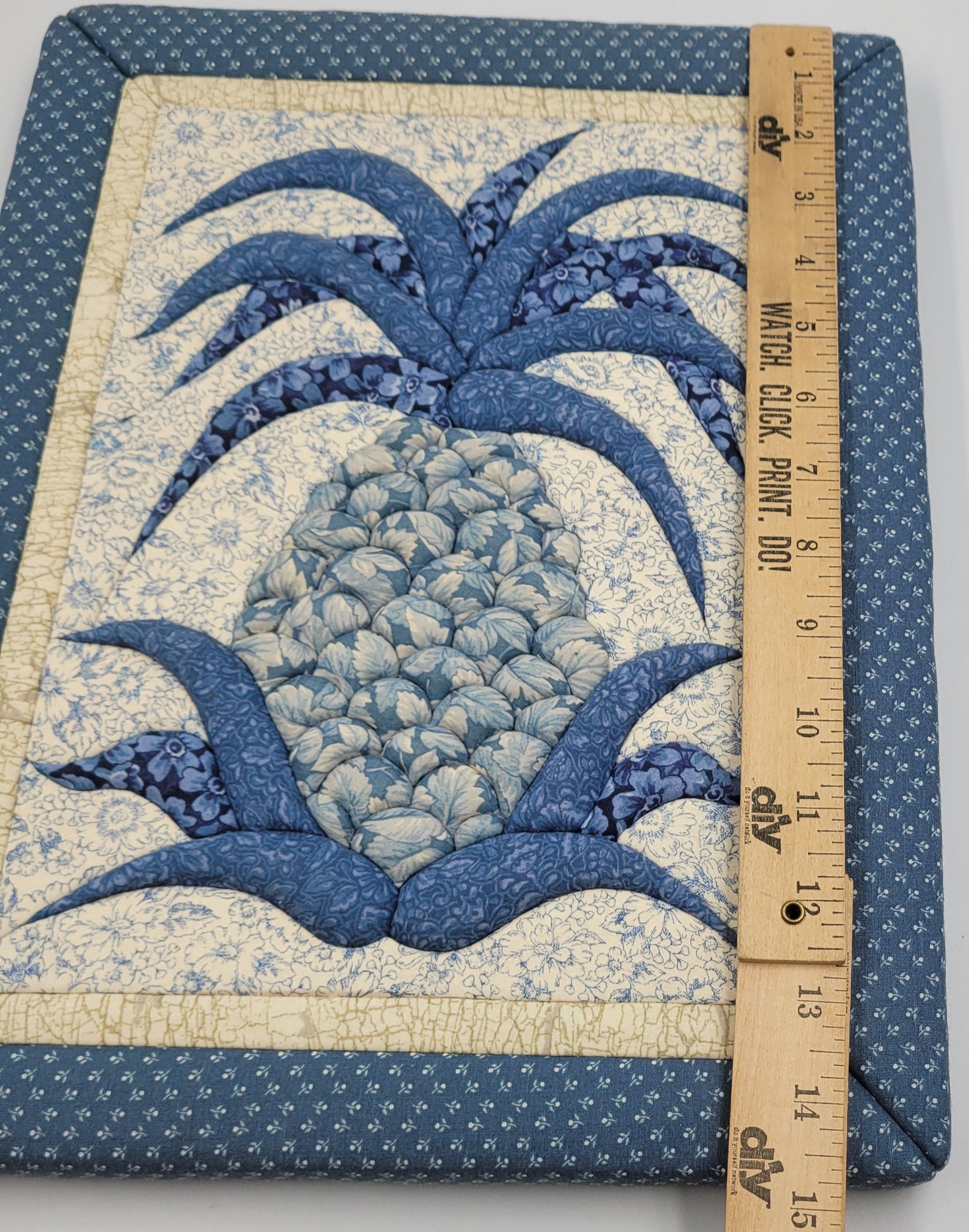 Vintage Quilted Pineapple Wall Hanging – Blue & Cream Patchwork Textile Art