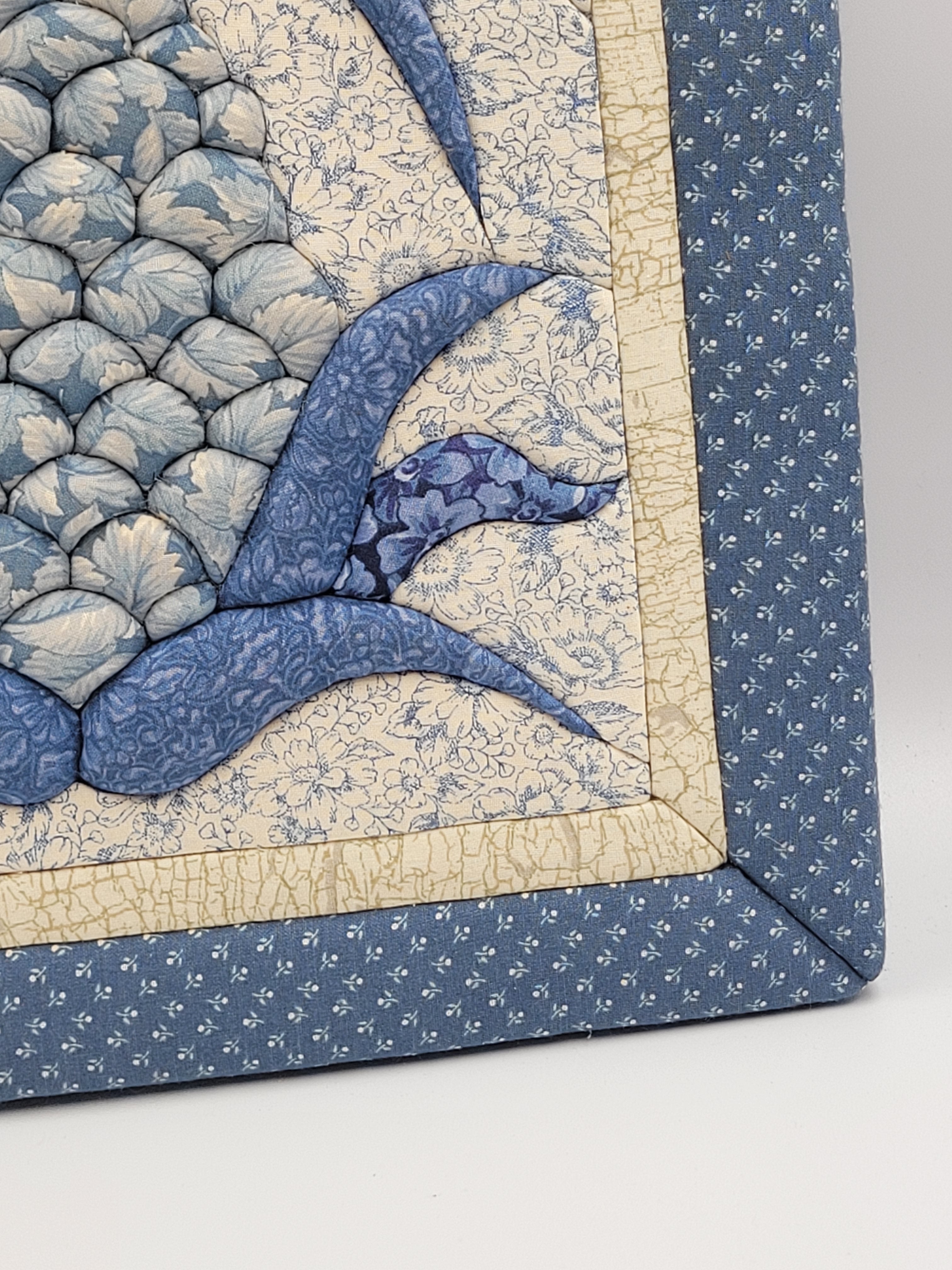 Vintage Quilted Pineapple Wall Hanging – Blue & Cream Patchwork Textile Art