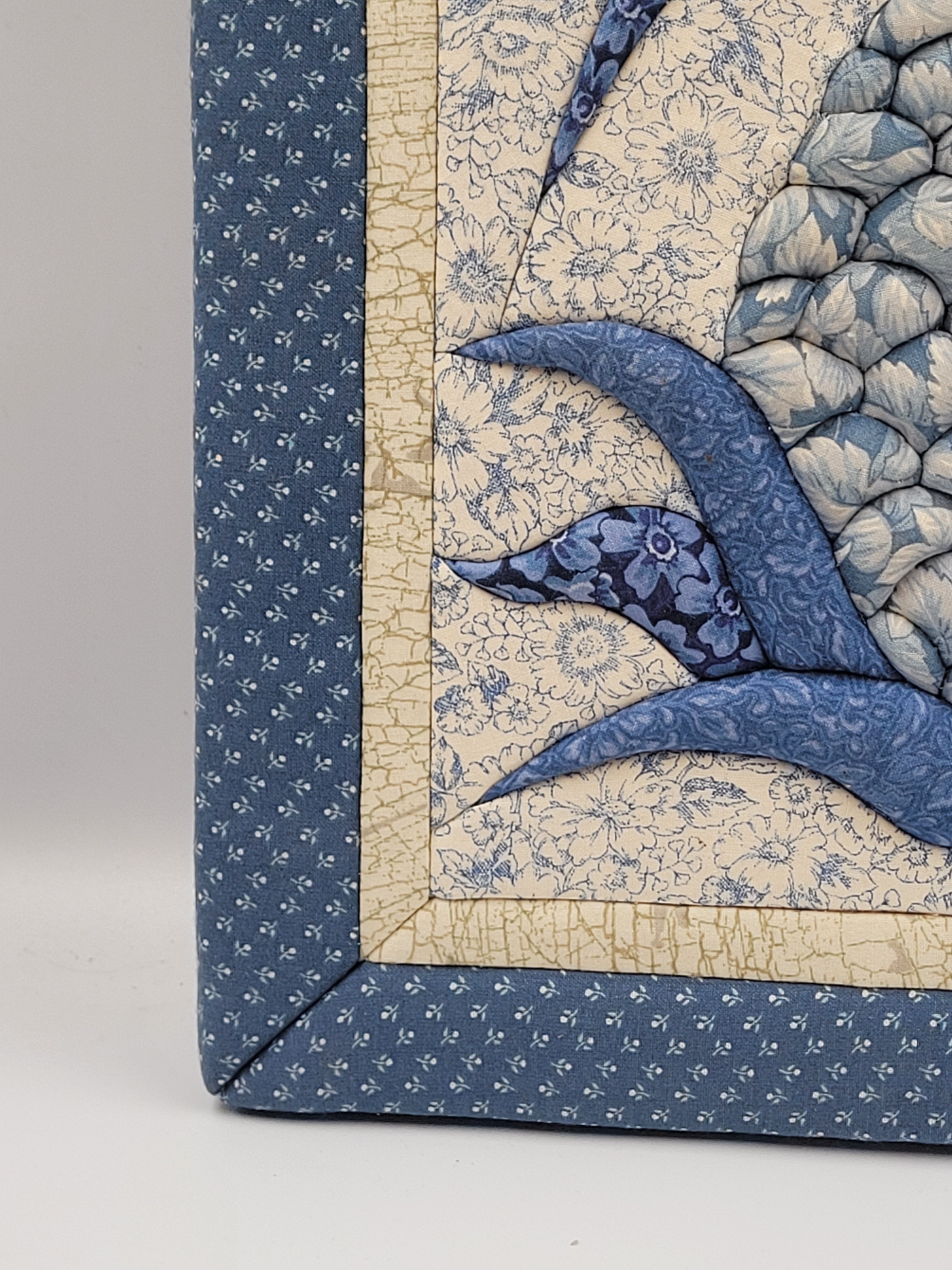 Vintage Quilted Pineapple Wall Hanging – Blue & Cream Patchwork Textile Art
