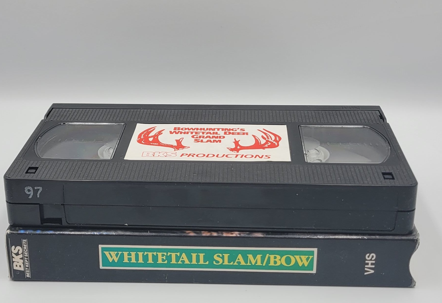 Bowhunting's Whitetail Deer Grand Slam – VHS Tape (Roger Raglin, BKS Productions)