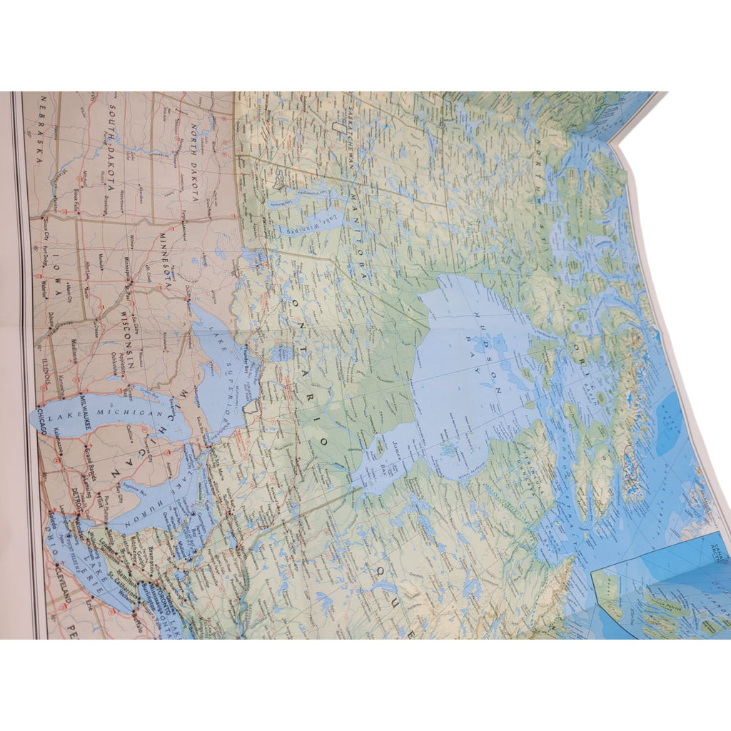 National Geographic – November 1985 Holographic Edition Includes Original Supplement: Canada’s Vacationlands