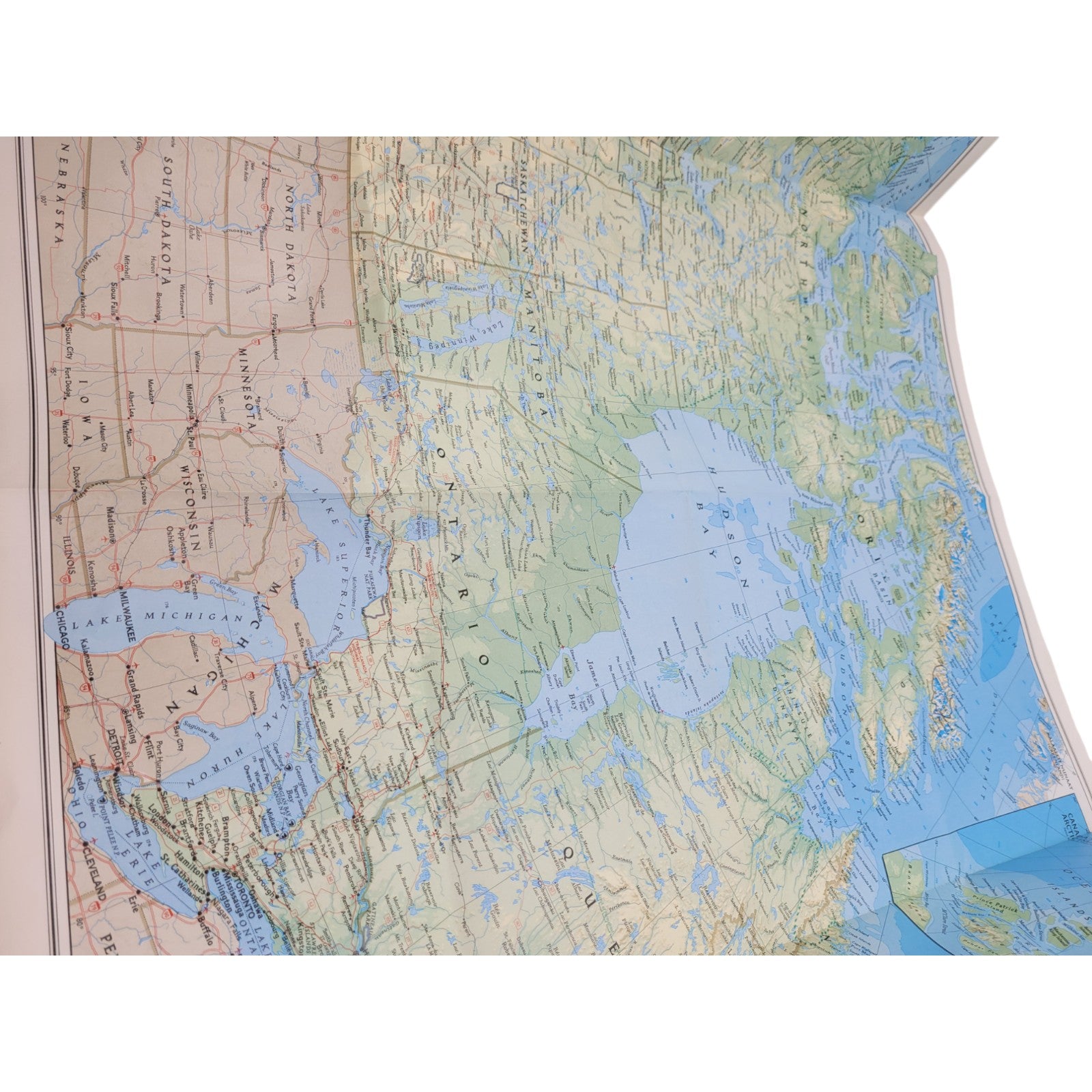 National Geographic – November 1985 Holographic Edition Includes Original Supplement: Canada’s Vacationlands