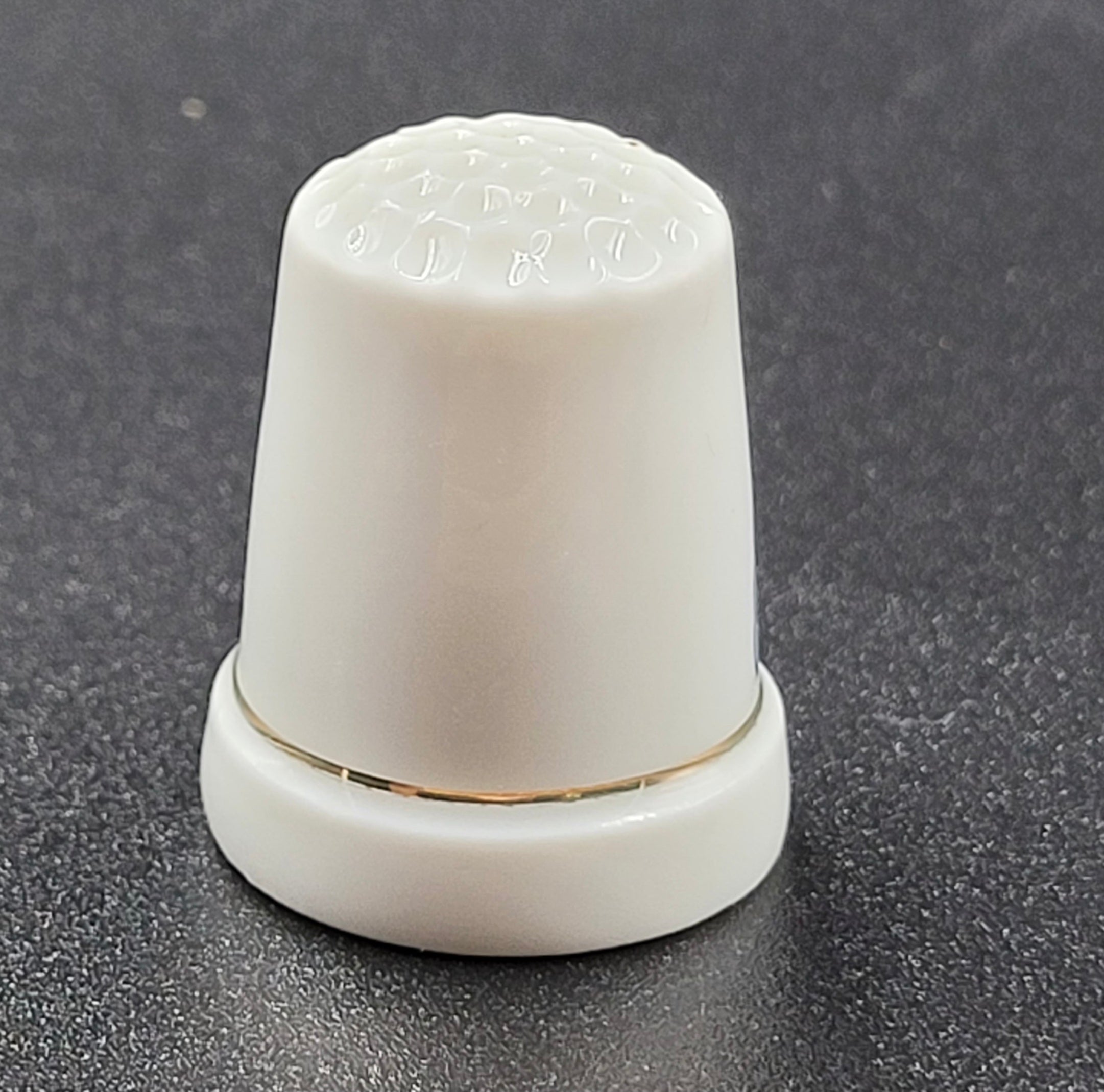 Vintage Tennessee Souvenir Thimble – Nashville Highlighted in Blue
