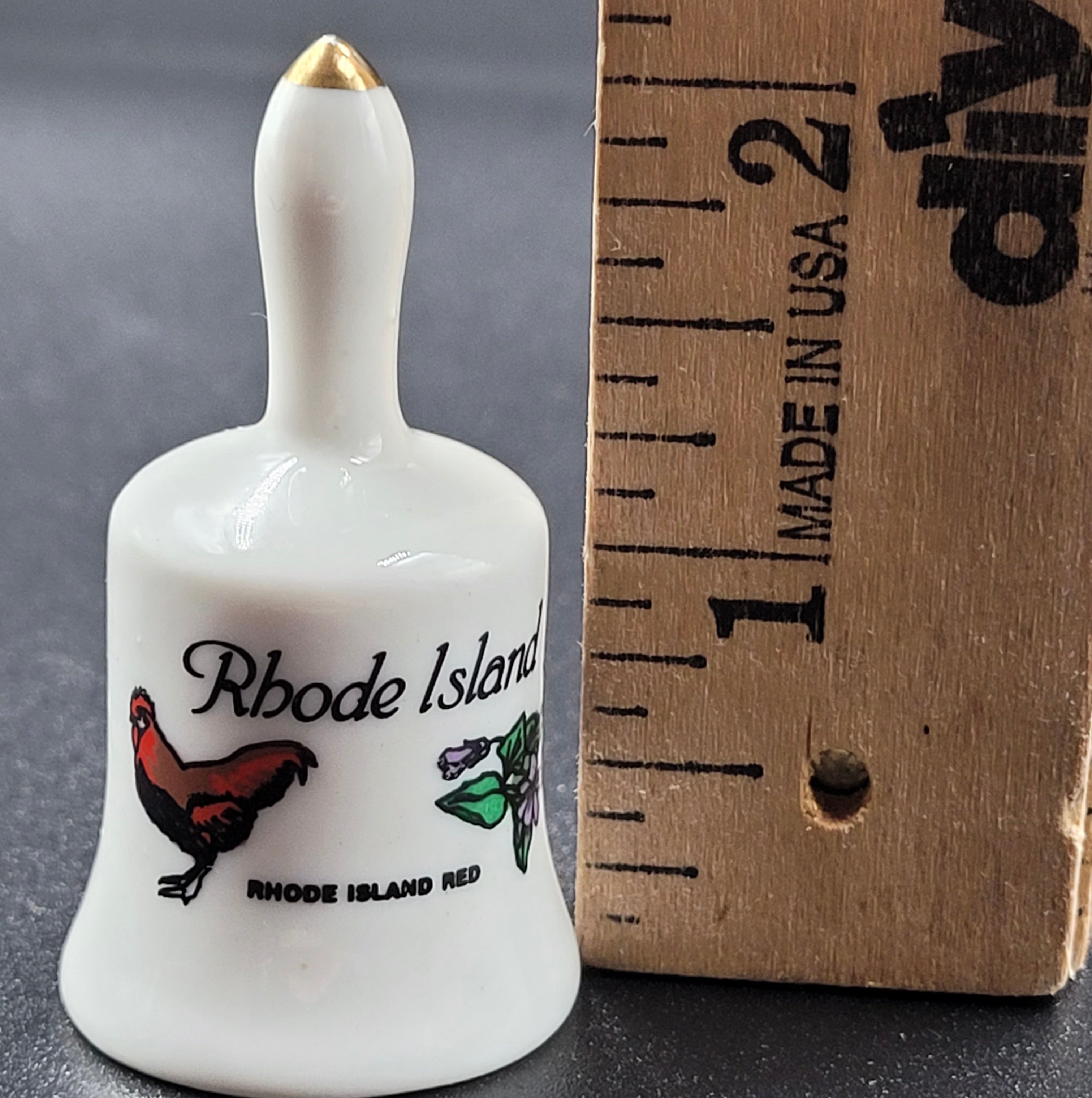 Miniature Rhode Island Red Ceramic Souvenir Bell – Vintage State Bird Collectible