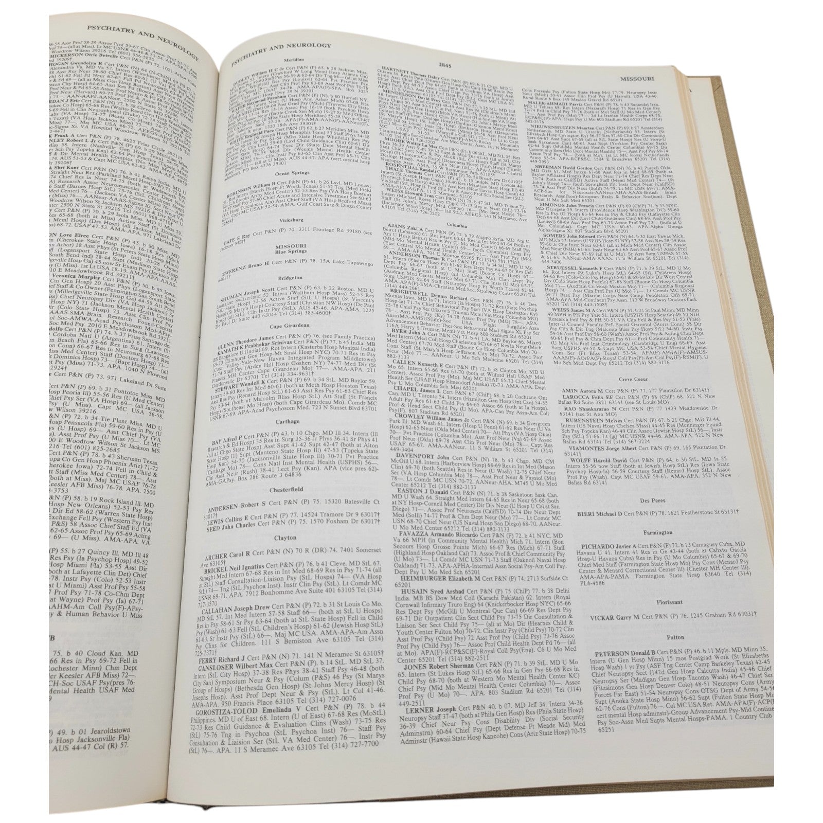 Directory of Medical Specialists Vol. 2 – 1979–1980 – 19th Edition – Who’s Who