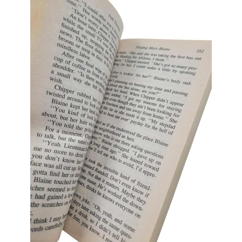 Finding Mary Blaine by Jodi Thomas – USA TODAY Bestselling Author – Vintage Paperback