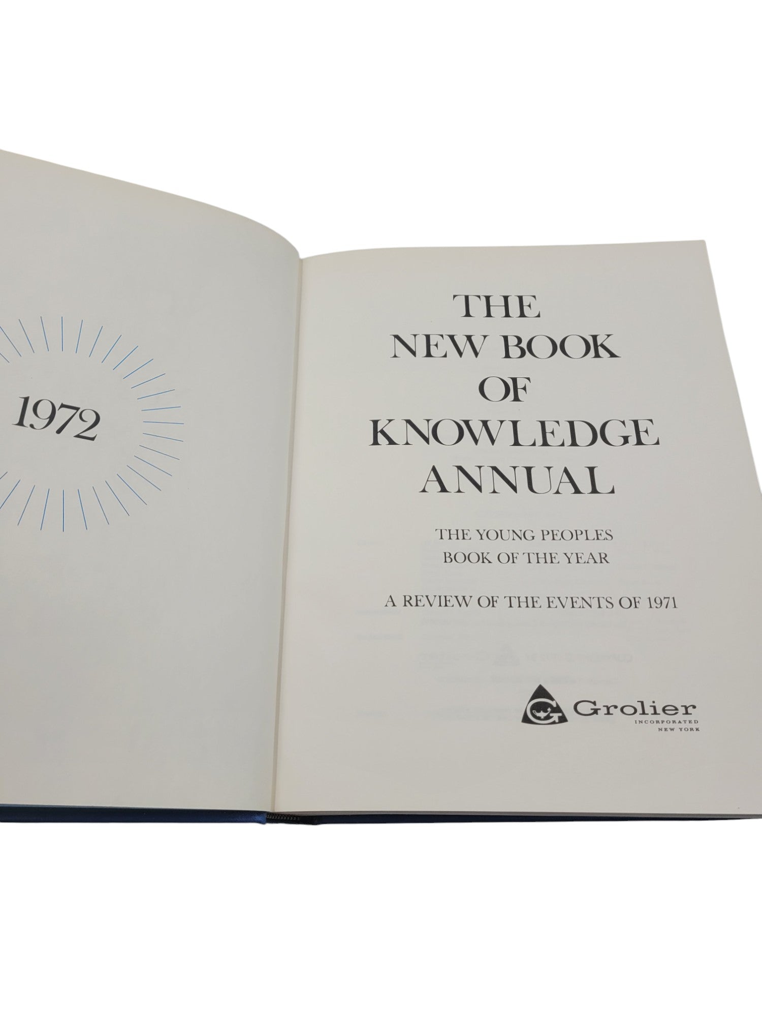 The New Book of Knowledge Annual 1972 – Grolier – Events of 1971