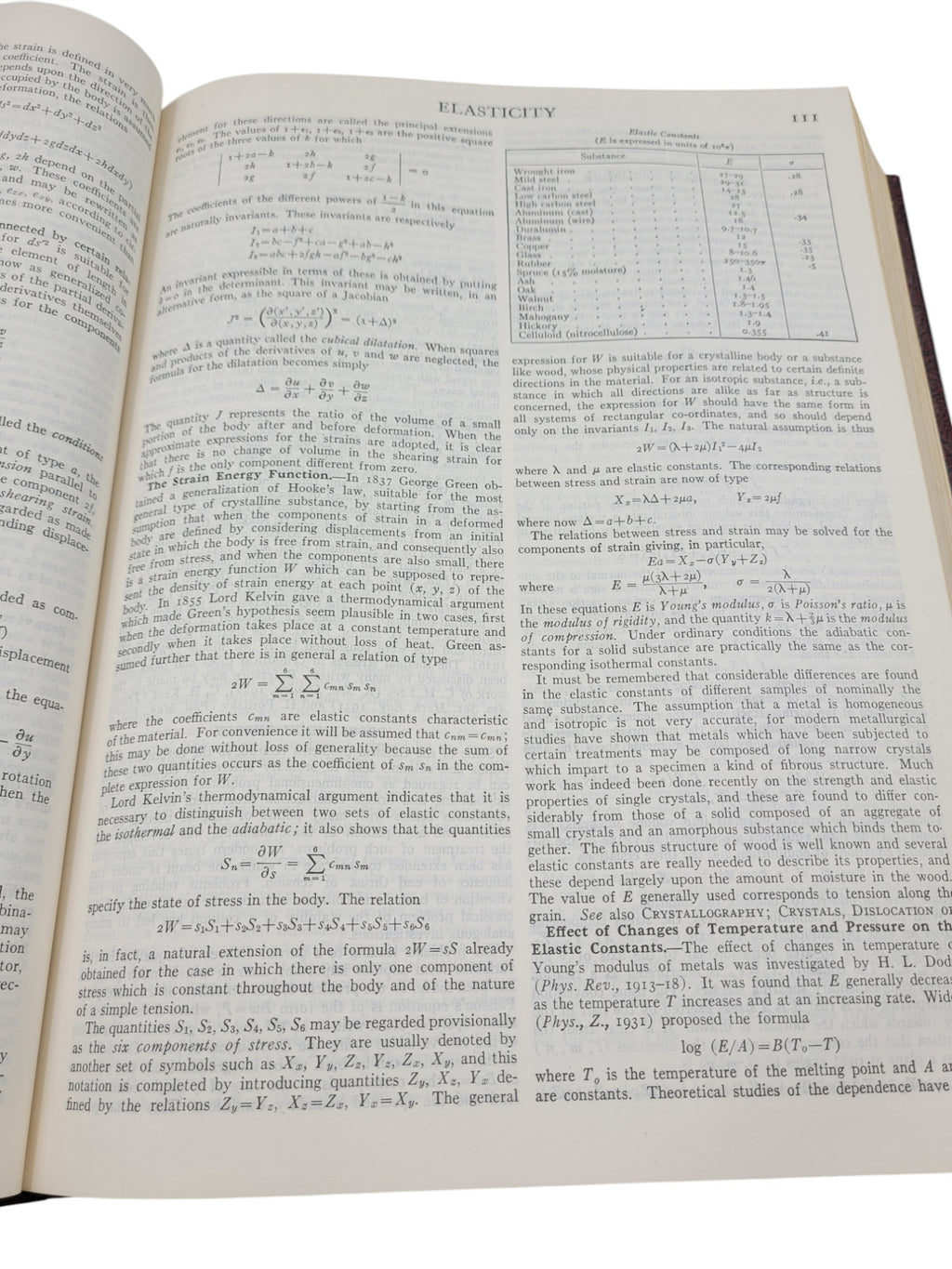 Encyclopaedia (Encyclopedias) Britannica Volume 8 – Edward to Extract (1967 Hardcover)