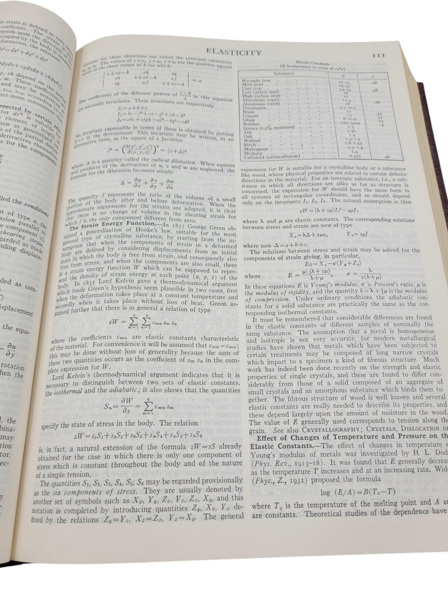 Encyclopaedia (Encyclopedias) Britannica Volume 8 – Edward to Extract (1967 Hardcover)