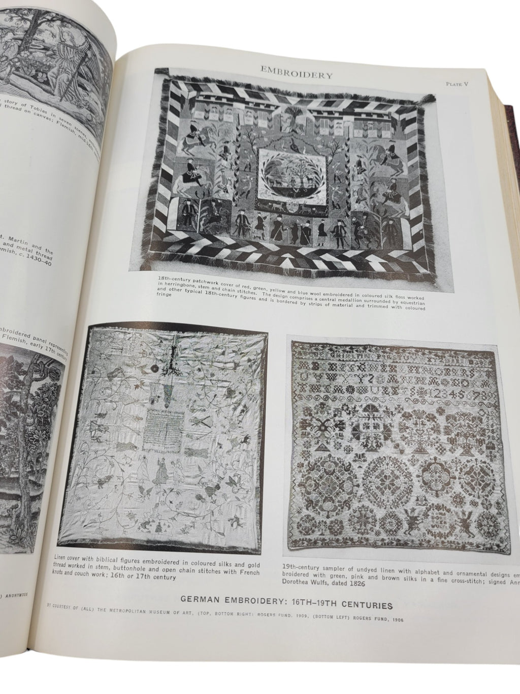 Encyclopaedia (Encyclopedias) Britannica Volume 8 – Edward to Extract (1967 Hardcover)