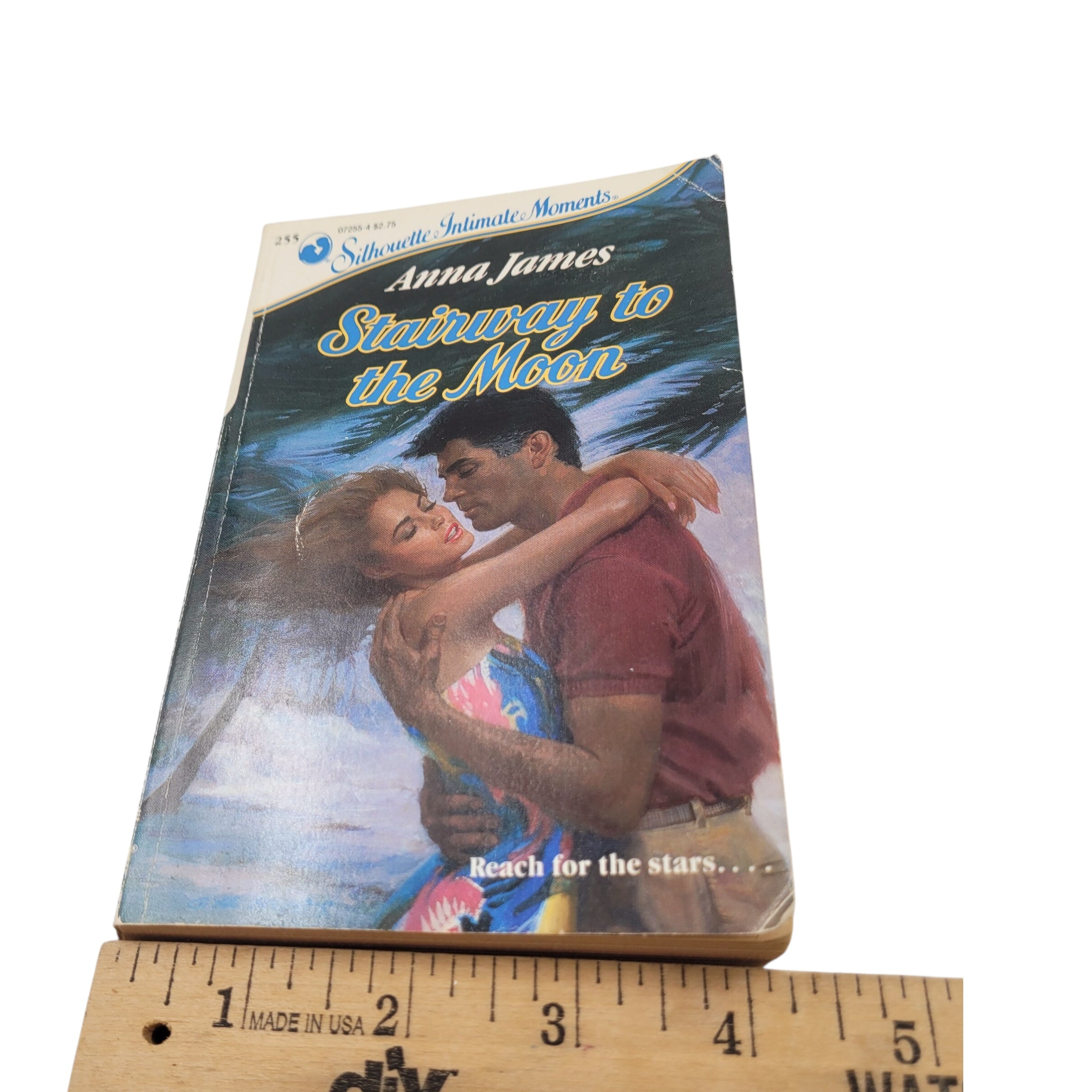 Stairway to the Moon by Anna James – Silhouette Intimate Moments Romance (1988)