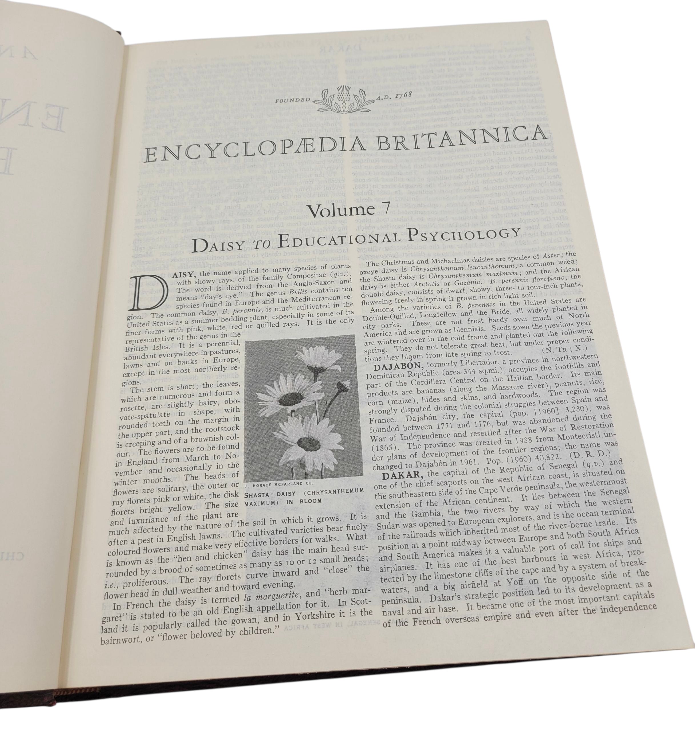 Encyclopaedia (Encyclopedia) Britannica Volume 7 (1967) – Daisy to Educational Psychology) Britannica Volume 7 (1967) – Daisy to Educational Psychology