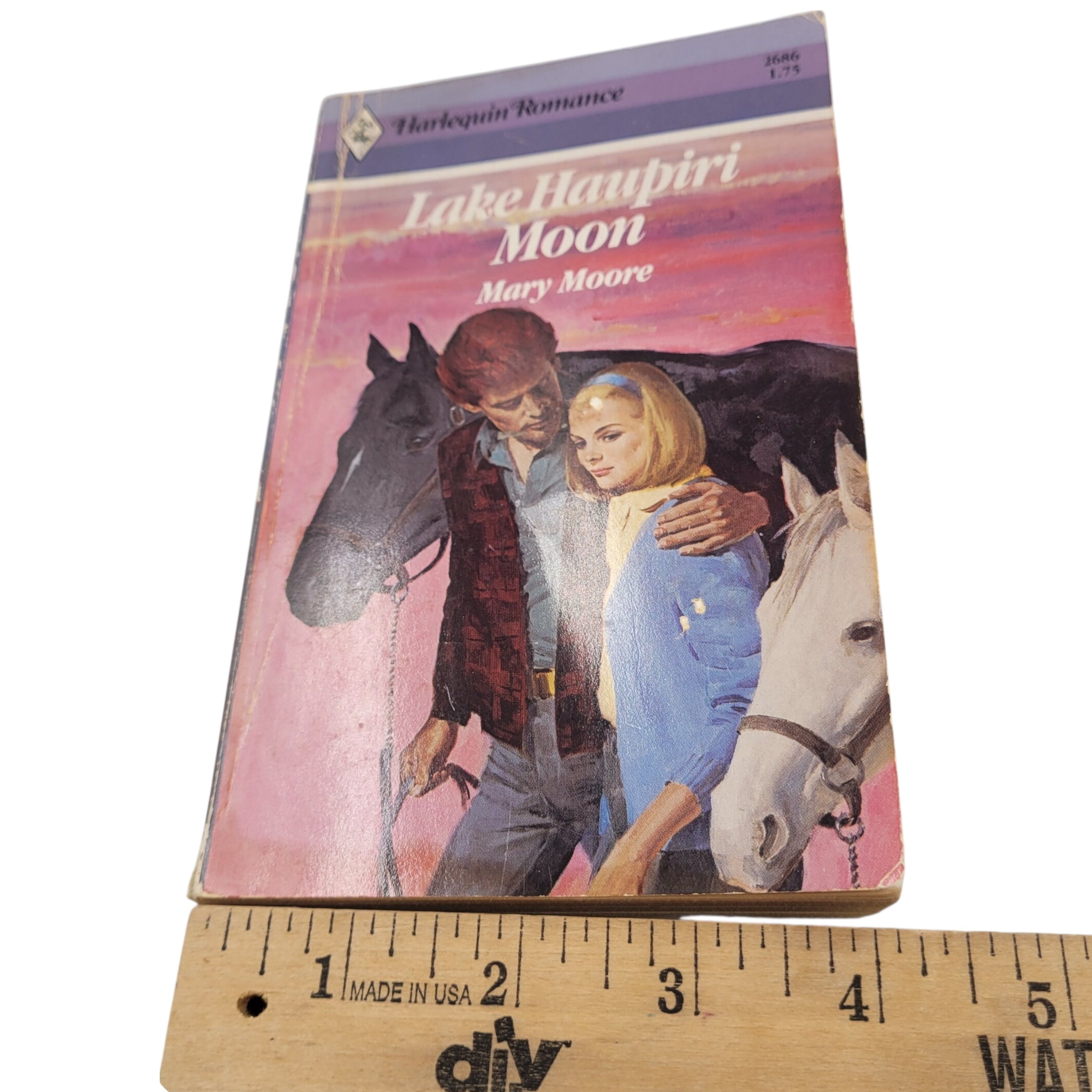Lake Haupiri Moon by Mary Moore – Harlequin Romance 1985